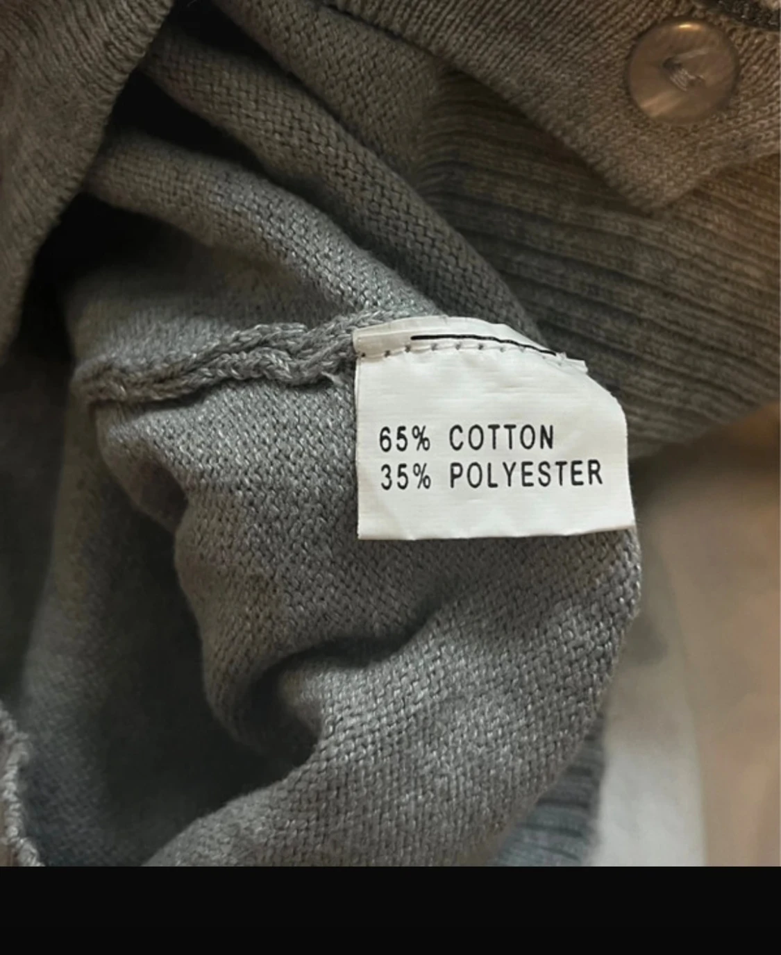 Grå kofta med volangdetaljer - 3