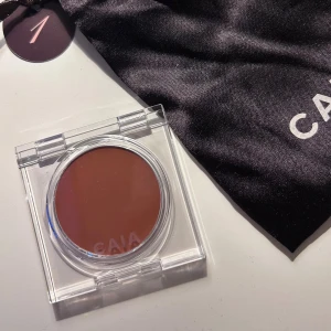 CAIA Soft Melt Blush Balm Butter Toast - Aldrig använd. Från Caias kalender 2025. Nypris 275kr