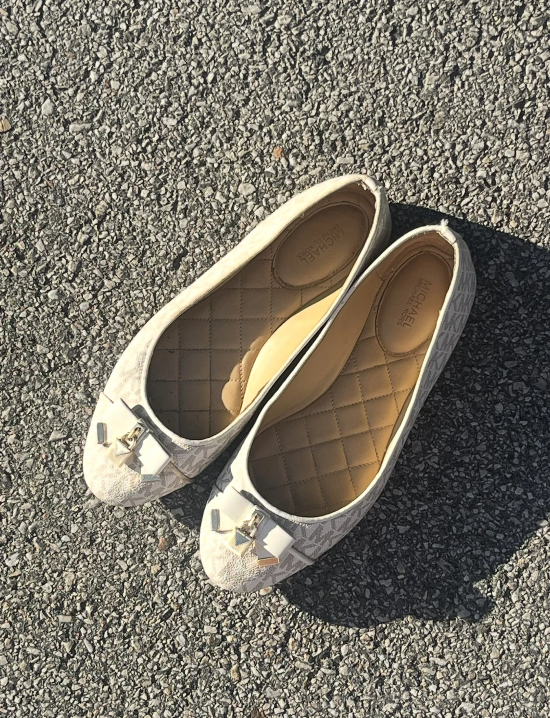 Beige ballerinaskor Michael Kors