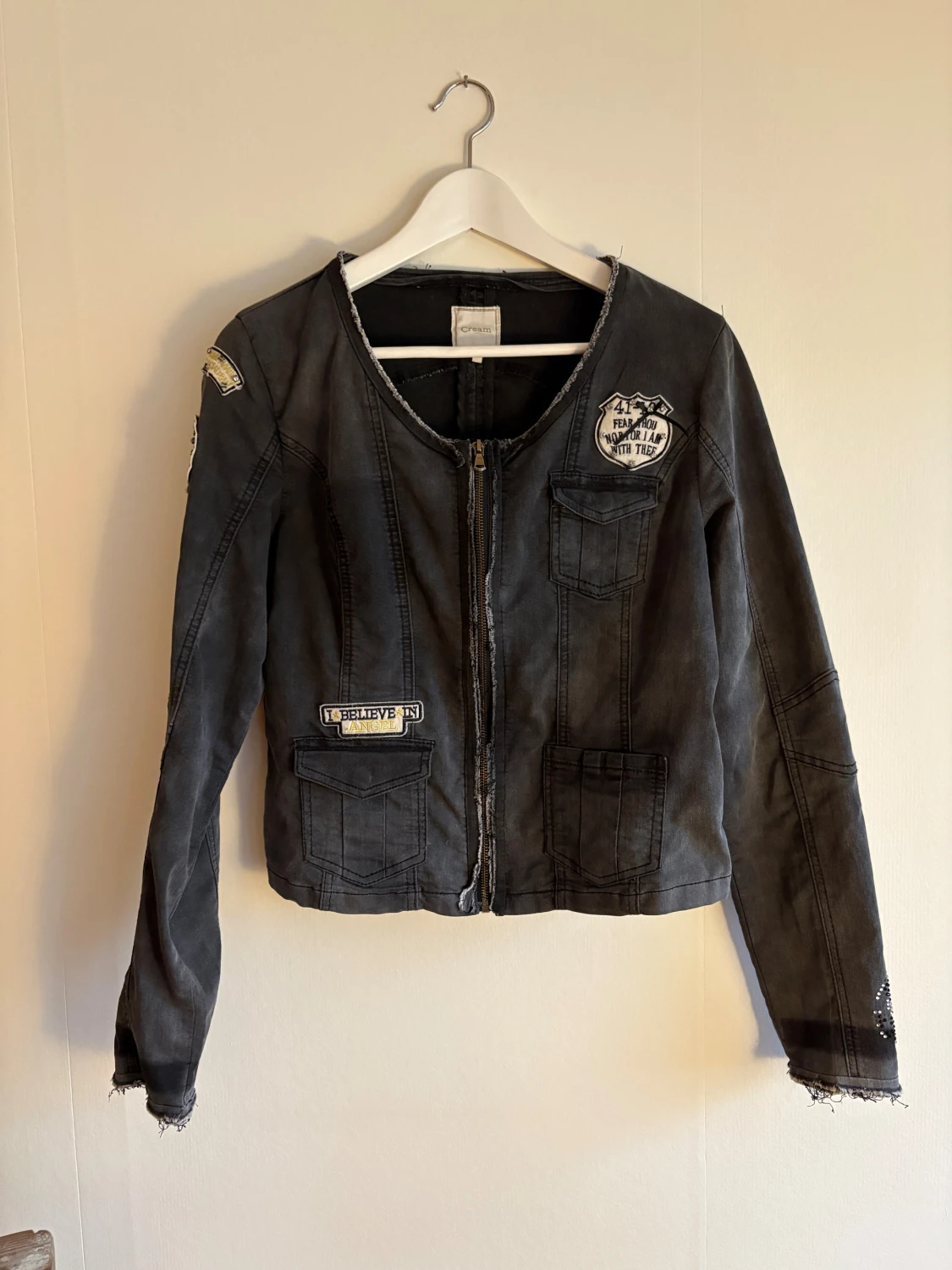 Svart jeansjacka från Cream