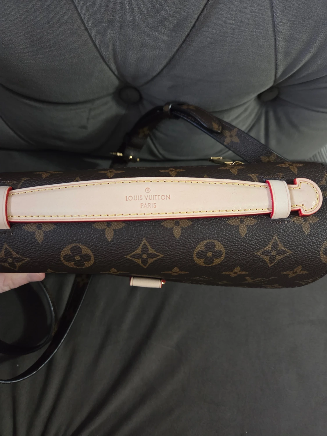 Louis Vuitton Monogram axelväska - 5