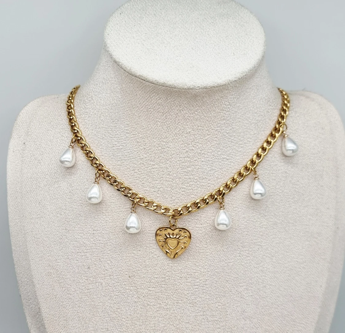 Stilfullt halsband  - 2