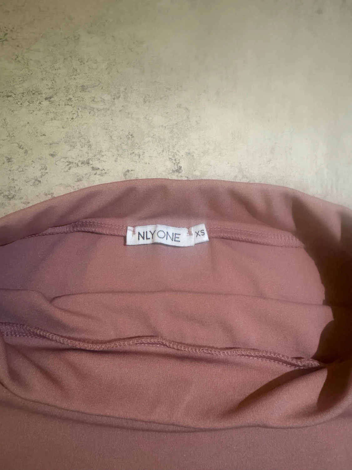 Rosa pennkjol från NLY One XS - 1