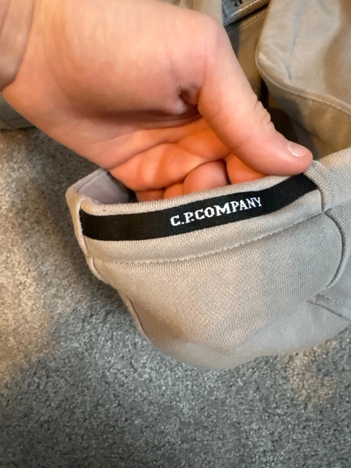 Beige hoodie från C.P. Company - 2