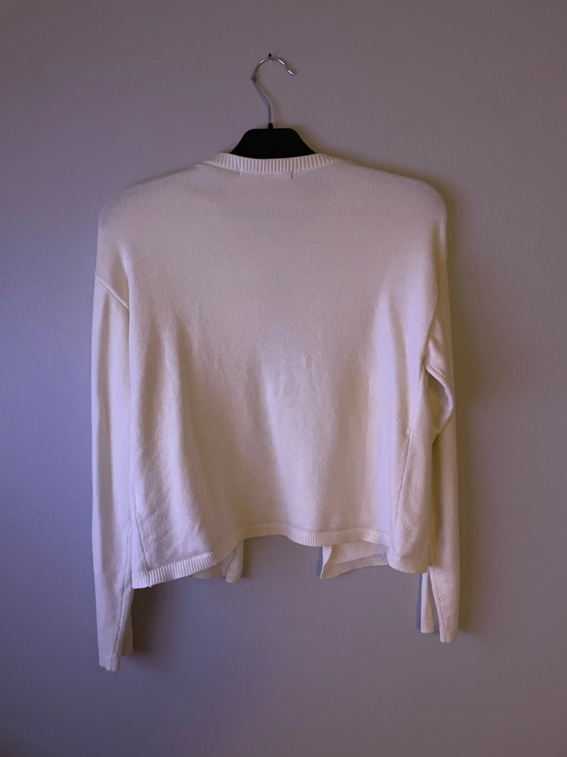 Vit kofta från BIKBOK - 1