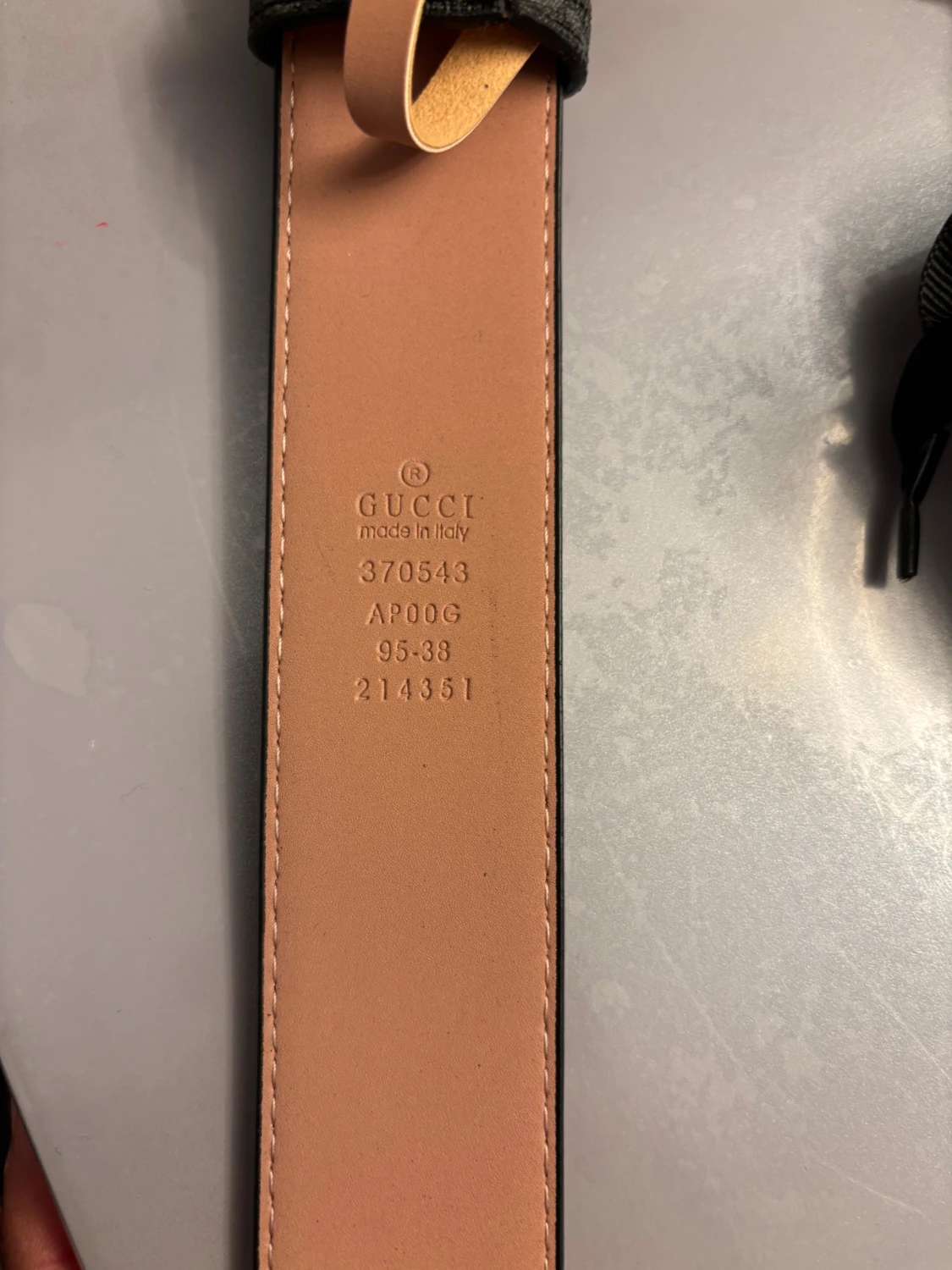 Svart Gucci bälte med GG-spänne - 3