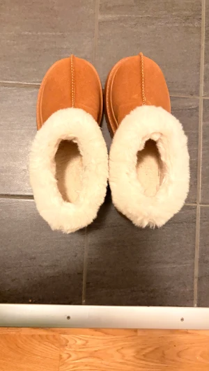 Winter boots / vinter skor  - Säljer skorna för att dem passar inte mig 