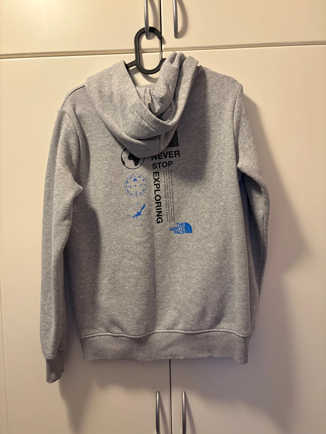 Grå hoodie från The North Face XL - 1