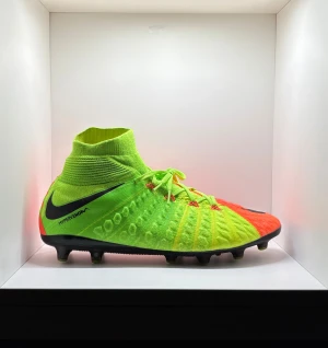 Nike Hypervenom Phantom 3 AG  - Nike Hypervenom Phantom 3 AG “Radiation Flare”🥕  Size- 11 US/ 45 EU 🇪🇺   Condition- 9.8/10
