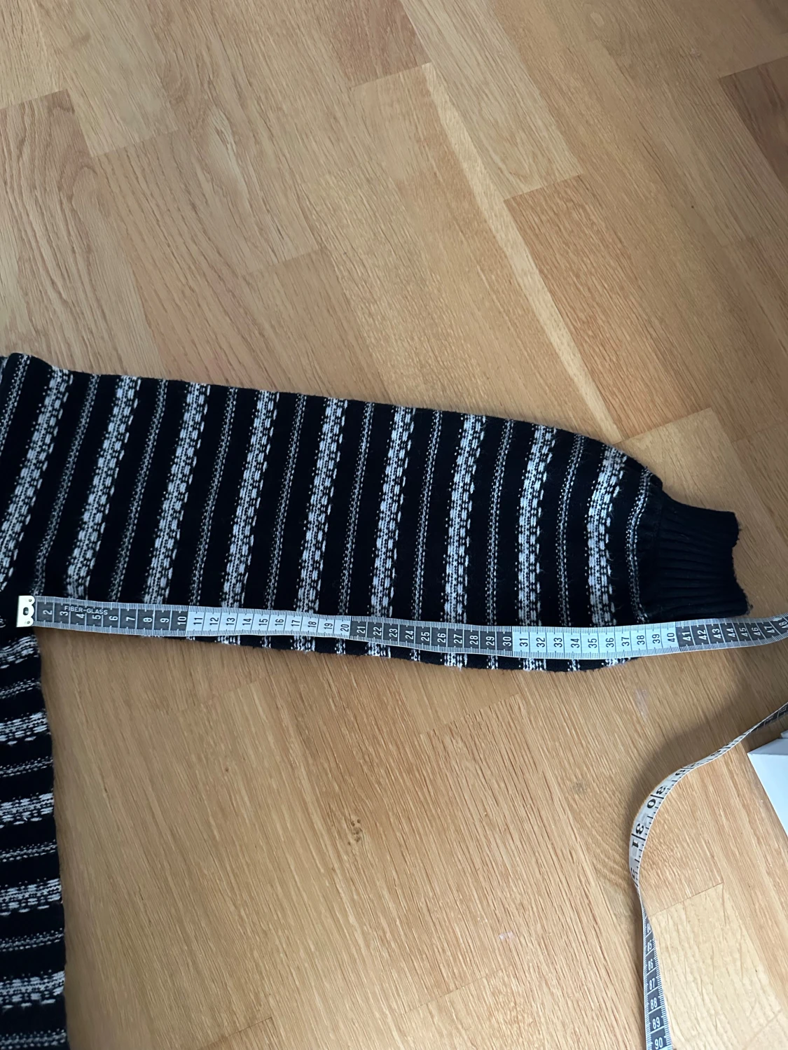 Stickad tröja från Vila - 4