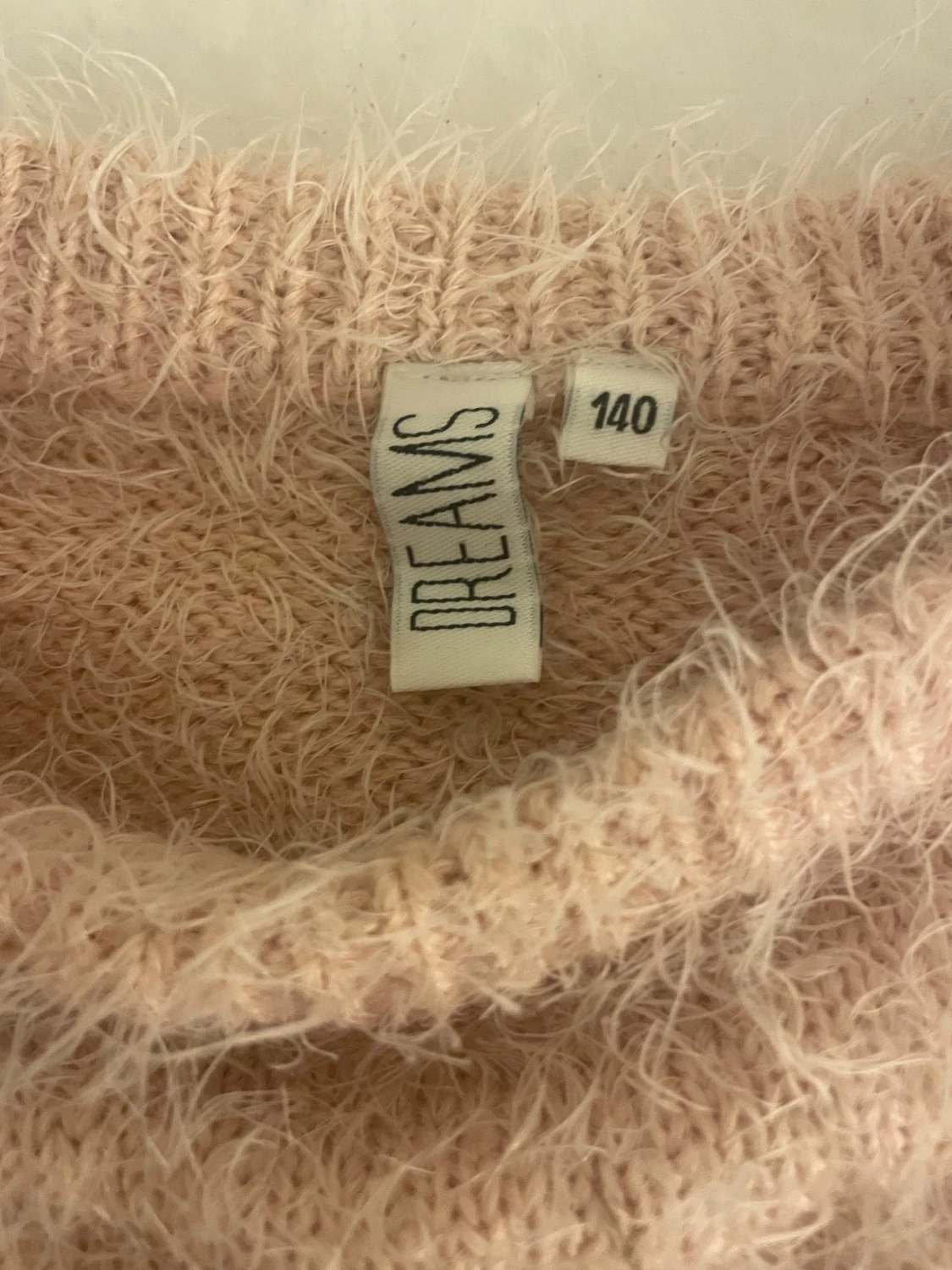 Rosa fluffig stickad tröja - 1