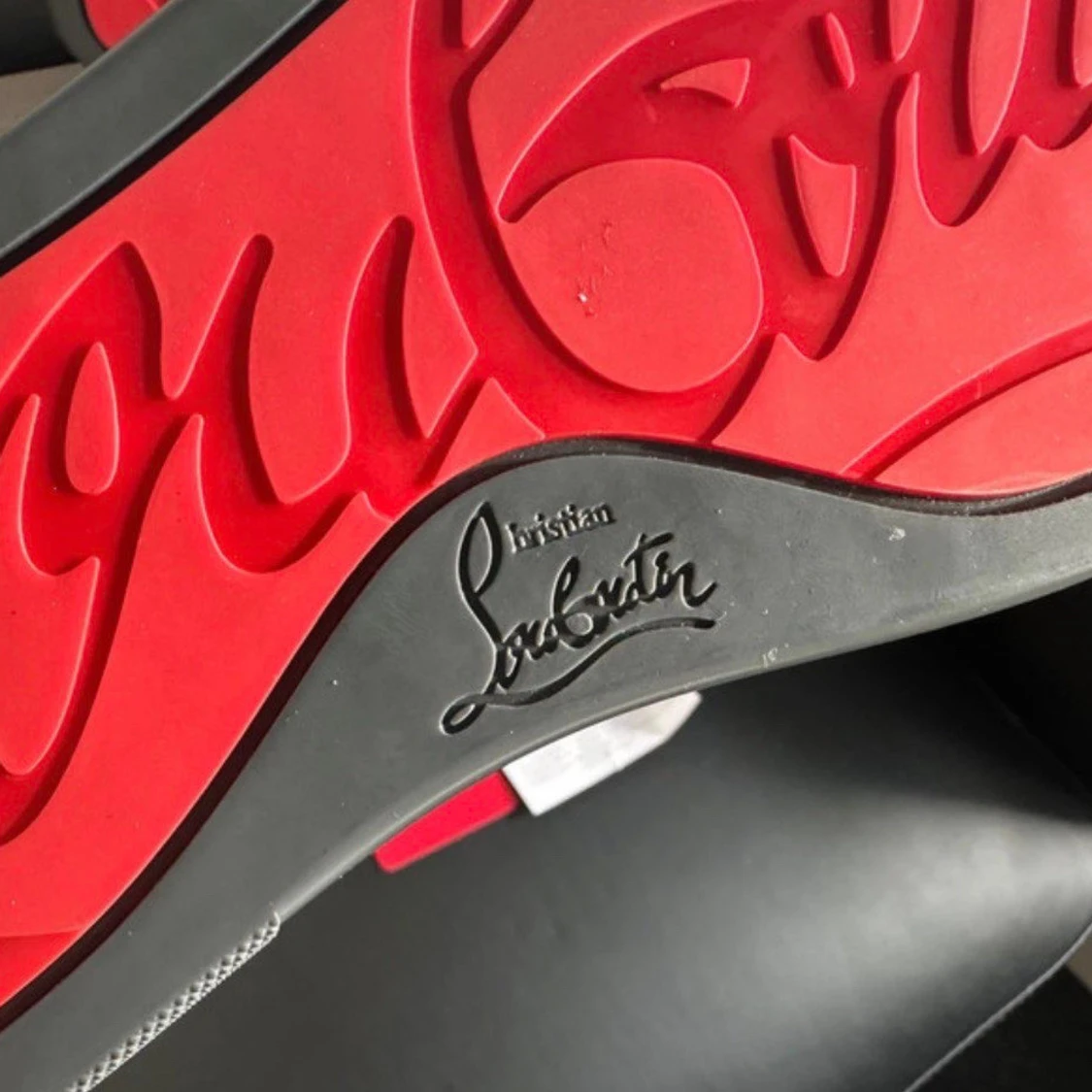 Christian Louboutin grå sneakers med nitar  - 3