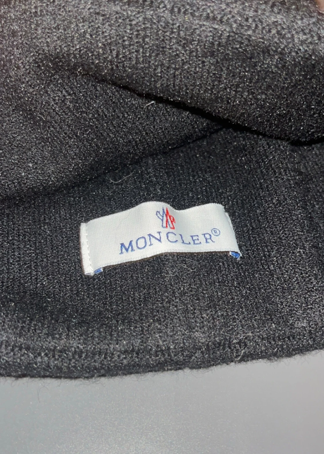 Svart Moncler mössa - 2