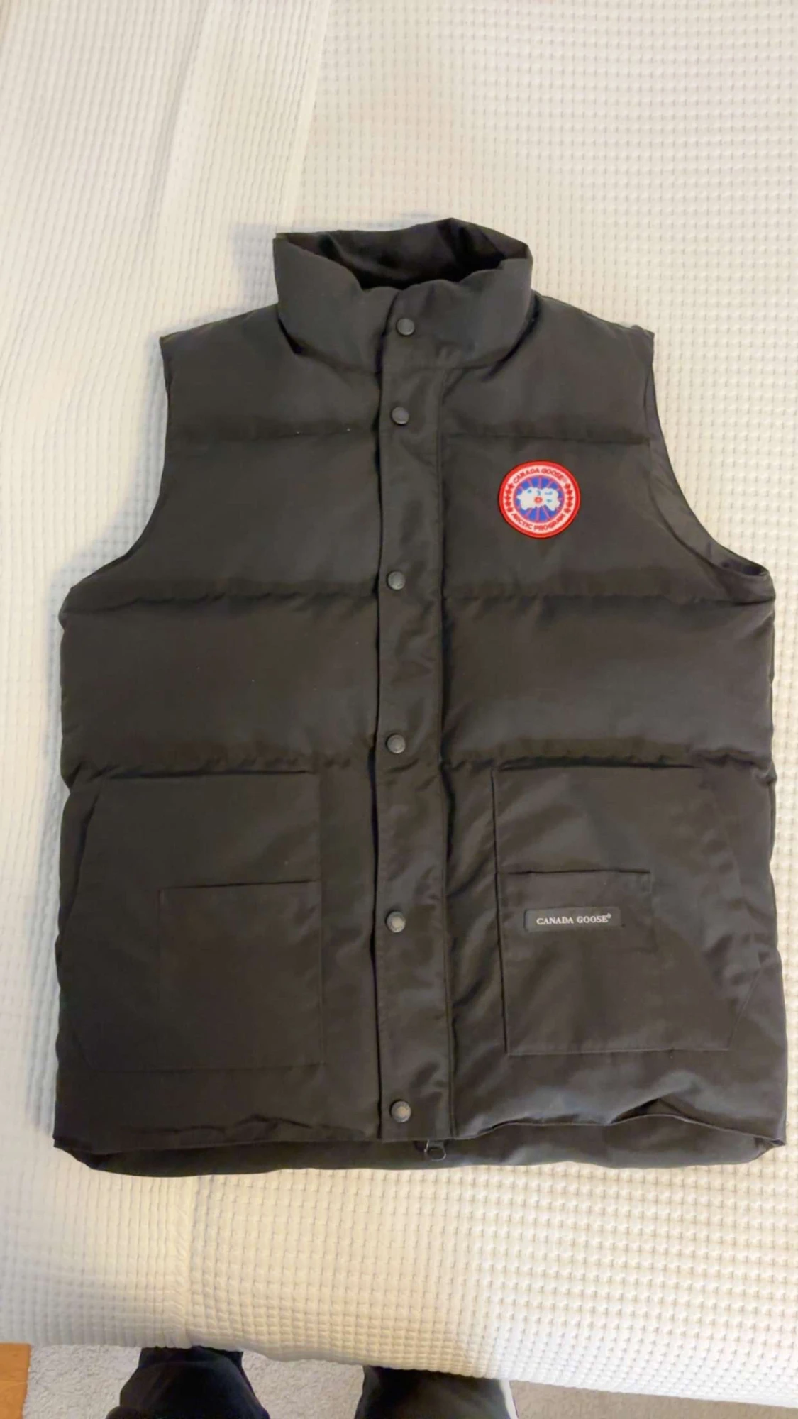 Svart dunväst från Canada Goose - 2