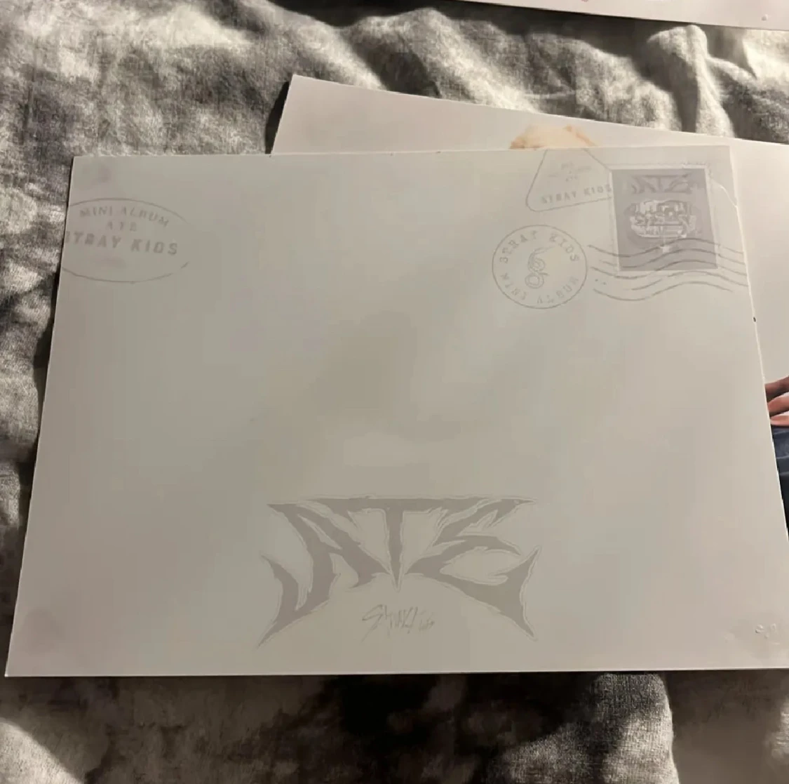 OFFICIAL Lee know mini album postcard/poster  - 2