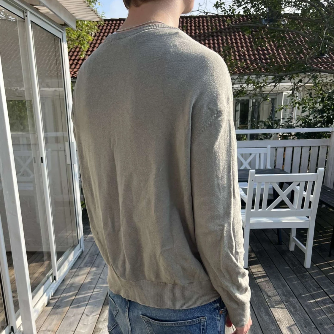 Ljus grön tröja  - 1