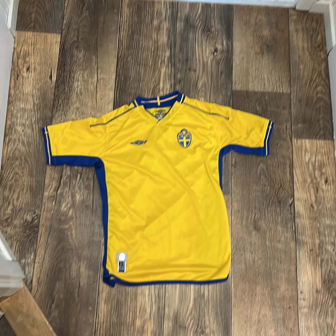 Svenska landslagets fotbollströja Umbro