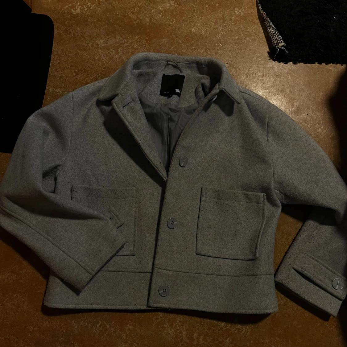 Grå kort kappa från 157, storlek M - 1