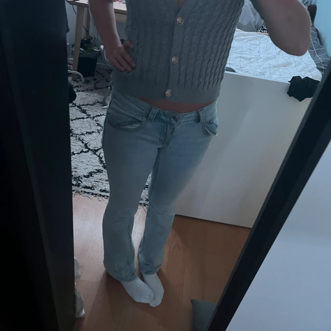 Grå stickad T-shirt 