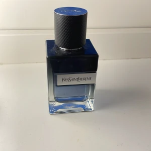 Yves Saint Laurent Y Eau de Parfum 60ml - Ungefär 45 ml kvar