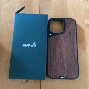 Iphone 16 Pro Max Mous skal - Köpte detta skal i fel storlek så det är helt oanvänt