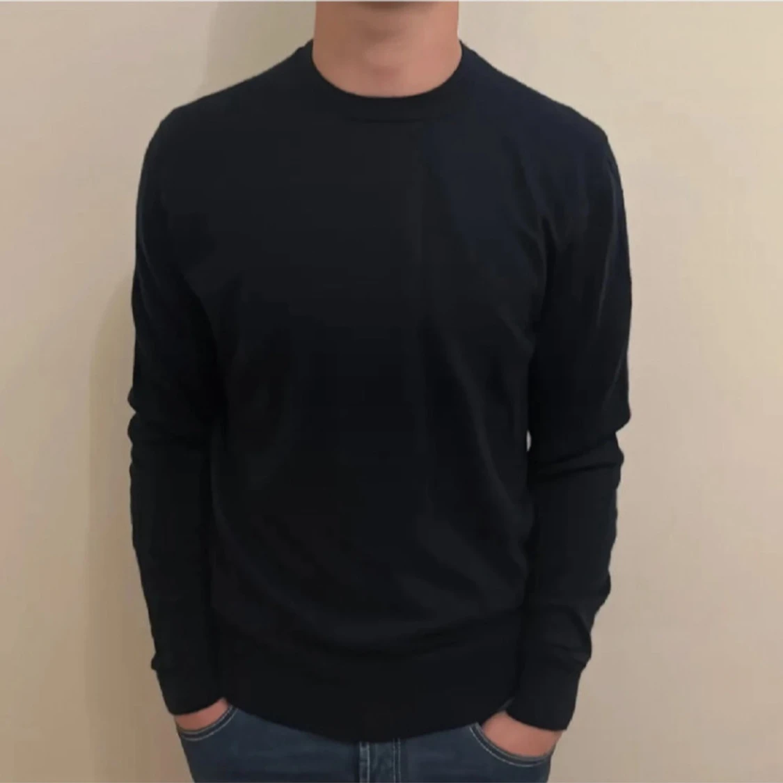 Svart merinoulltröja Massimo Dutti