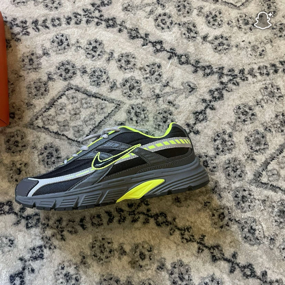 Nike sneakers svart/grå med neon - 2