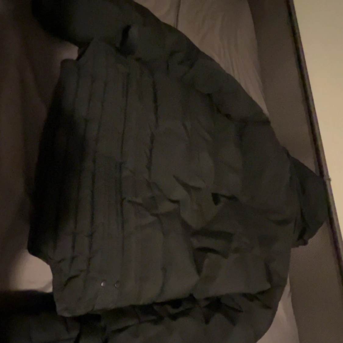 Svart pufferjacka från Smog, S - 1