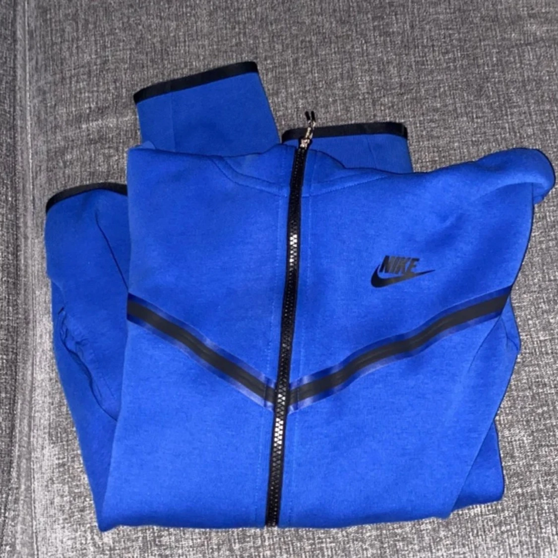 Blå Nike Tech hoodie - 1