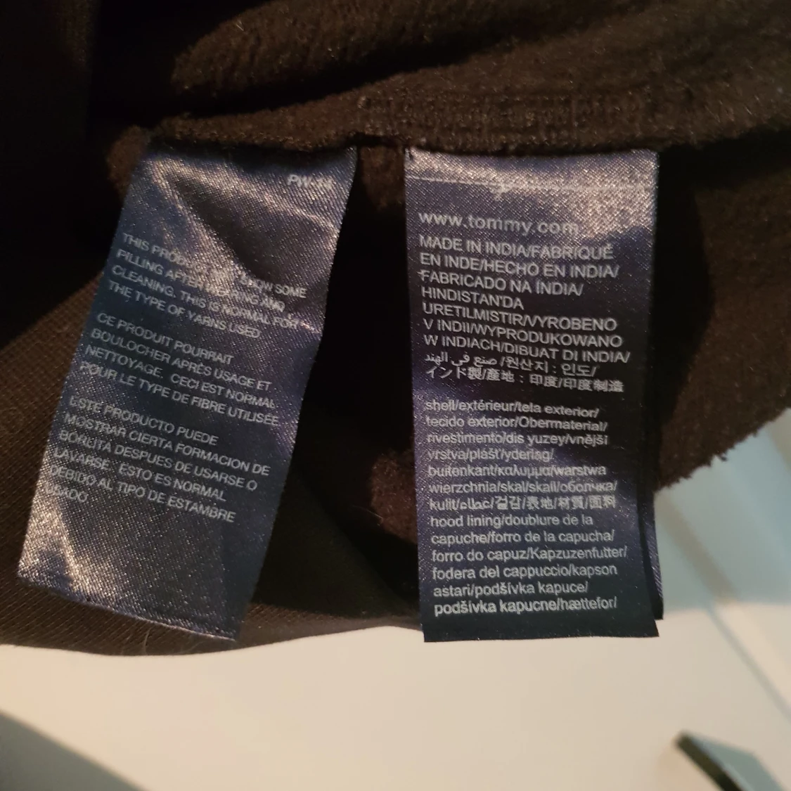 Svart hoodie Tommy Hilfiger S - 2