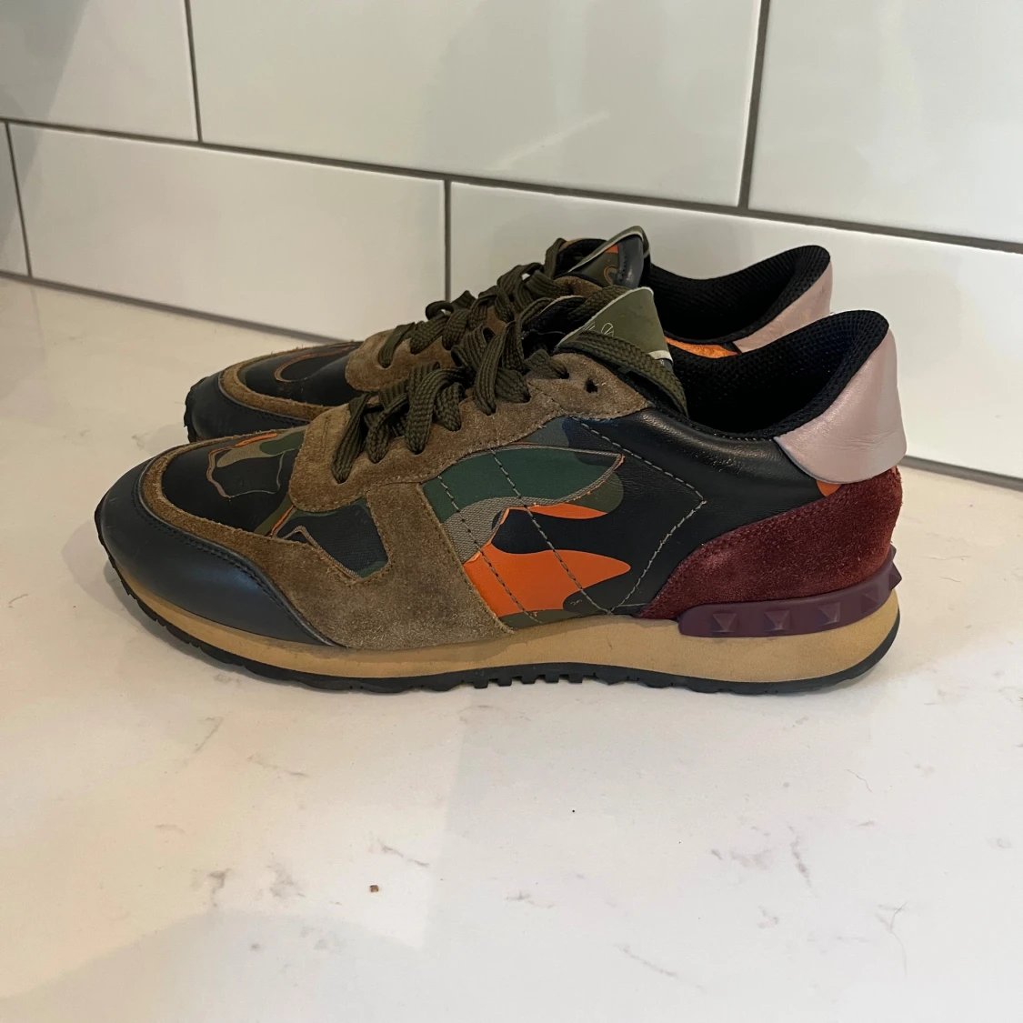 Valentino rockrunner