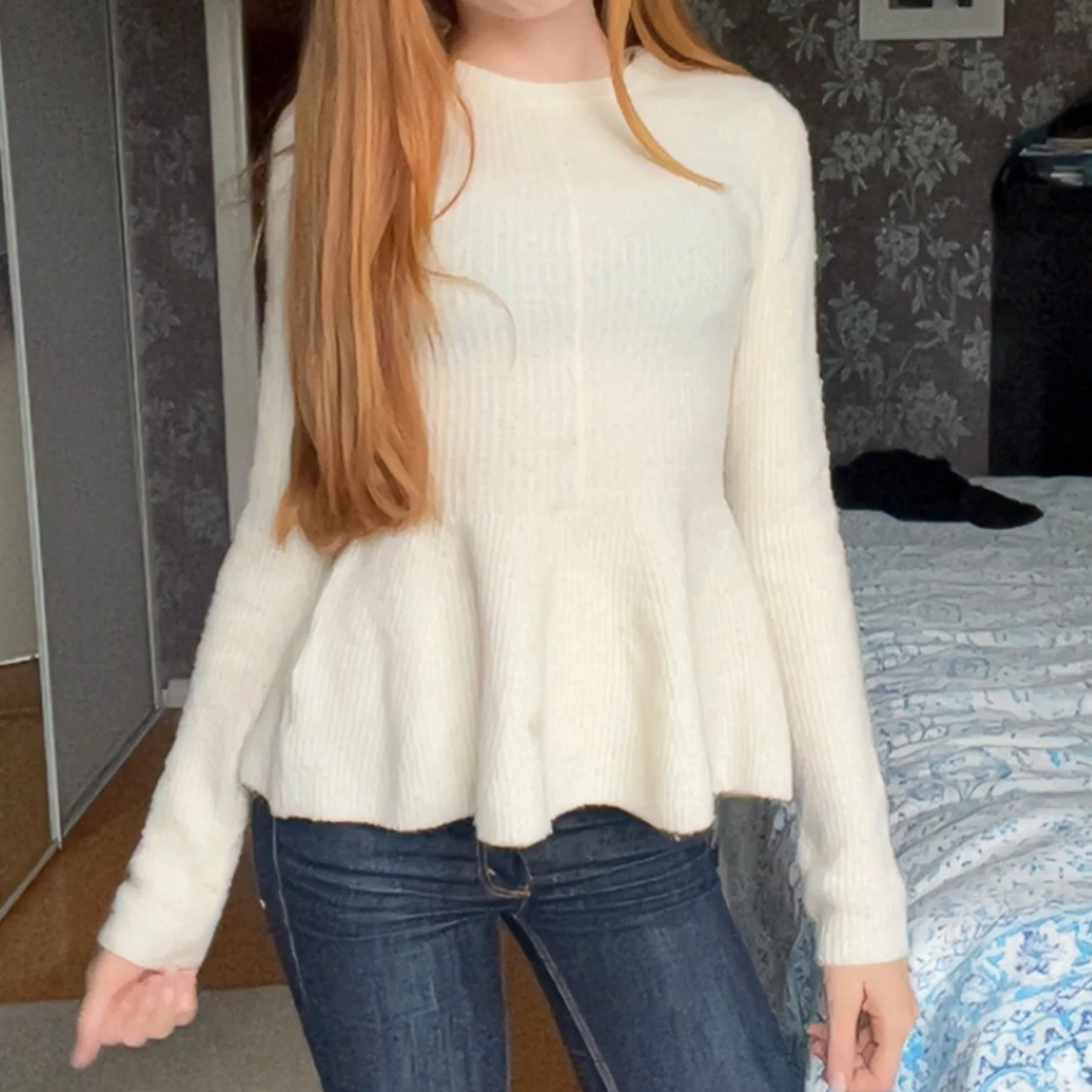 Vit stickad unik tröja