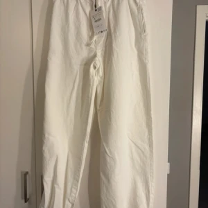 Byxor zara - Jätte fina men aldrig använda