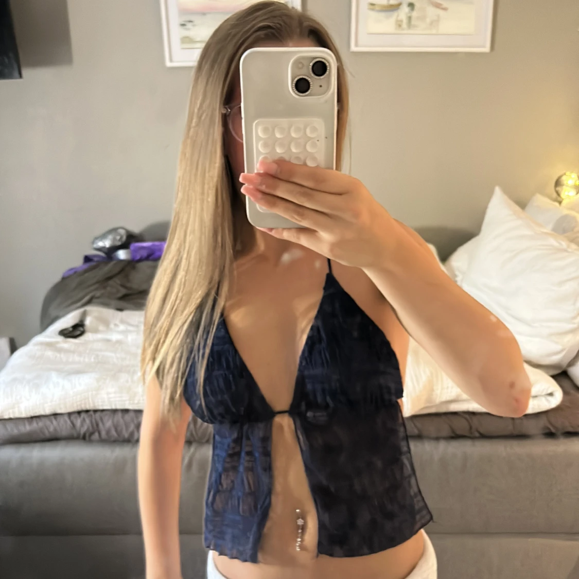 Mörkblå sammetstopp med snörning - 3