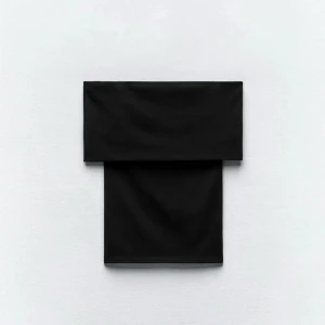 Tröja från Zara❤️ - Jätte fin tröja från Zara i väldigt bra skick. Den gick upp vid sömmen där nere men jag lagade den så det märks knappt (man kan få bild på dm om man är intresserad) Pris kan diskuteras ❤️❤️