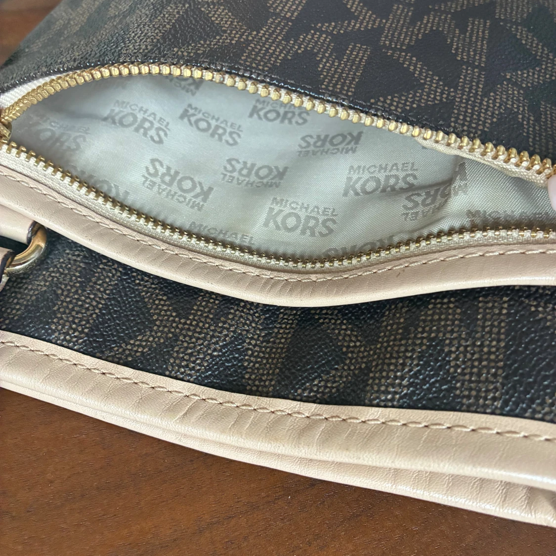 Michael Kors crossbody bag  - 4