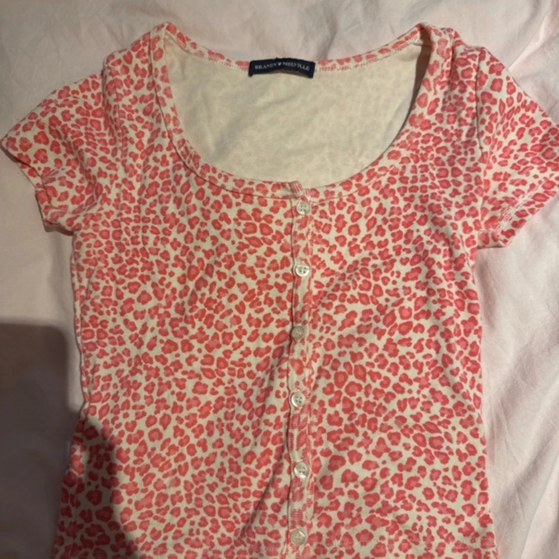 Leopardmönstrad topp från Brandy Melville