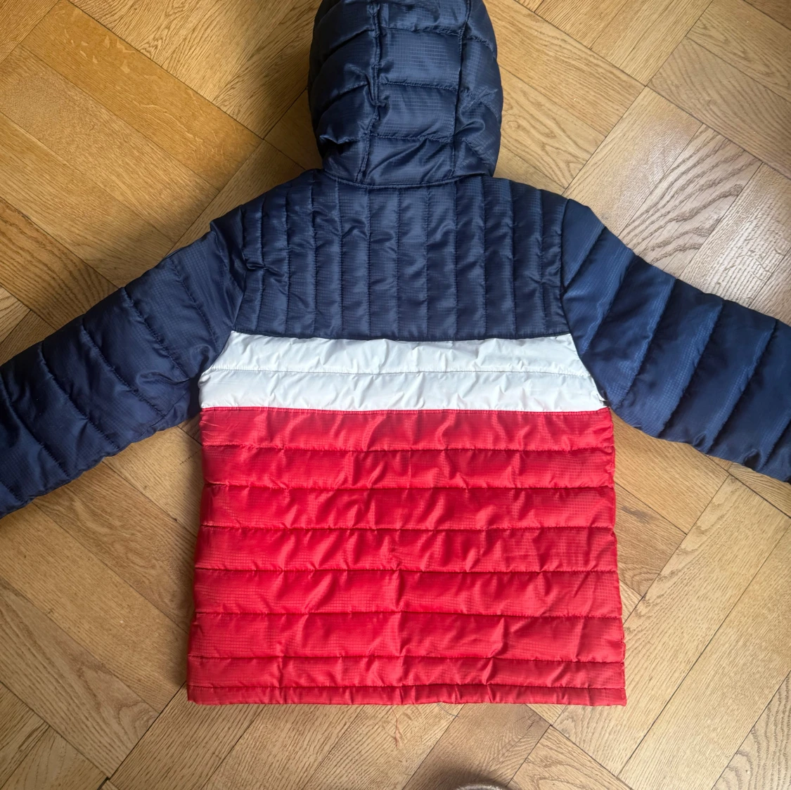 Levi's pufferjacka med huva 152 cm - 1