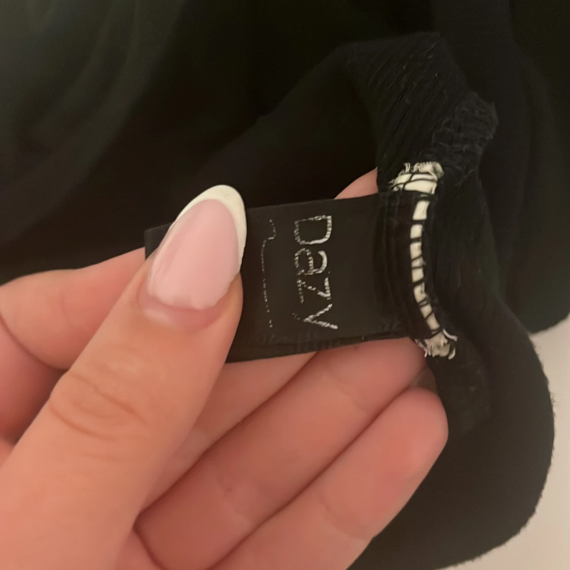 Svart långärmad topp från Dazy - 2