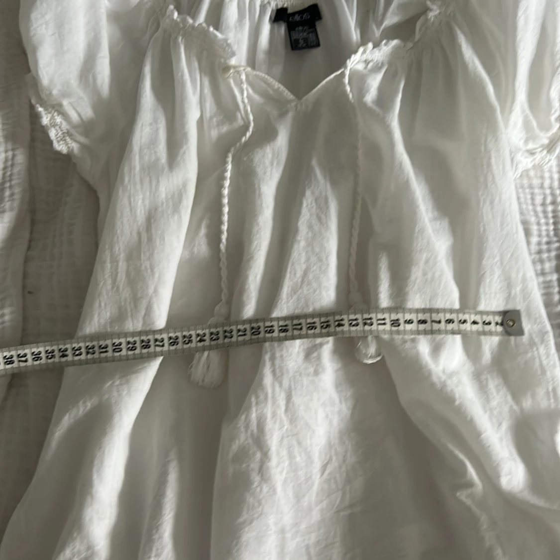 Jätte fin blus från ellos i storlek S men passar till l och m med  - 2