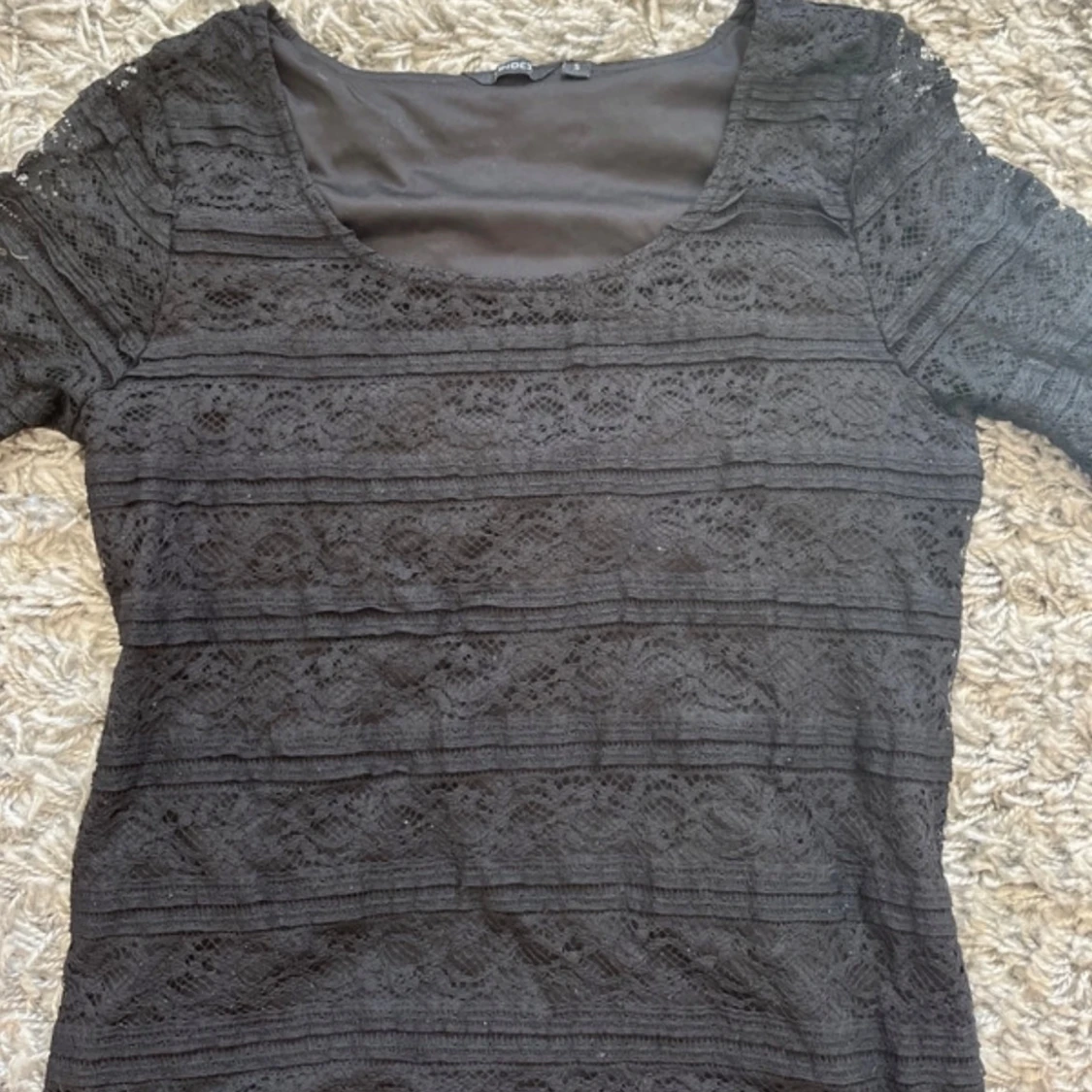 Svart spetsblus från Lindex - 1