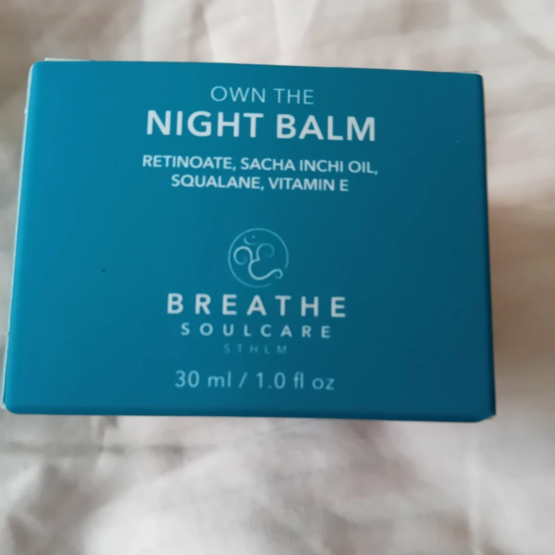 Emilia Löf Breathe Night Balm. Aktiverar, lugnar och ger näring. 30 ml / 1.0 fl oz. - 4