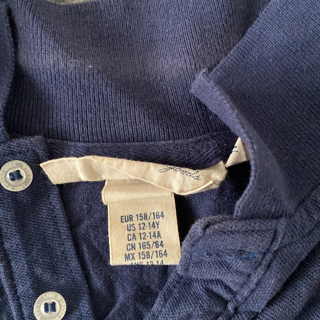 Marinblå pikétröja från L.O.G.G. - 2