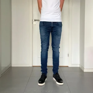 Replay Anbass Hyperflex Jeans  - Säljer nu dessa Replay Anbass Hyperflex jeans, W29 o L32, skriv för fler bilder/frågor🙌🏼