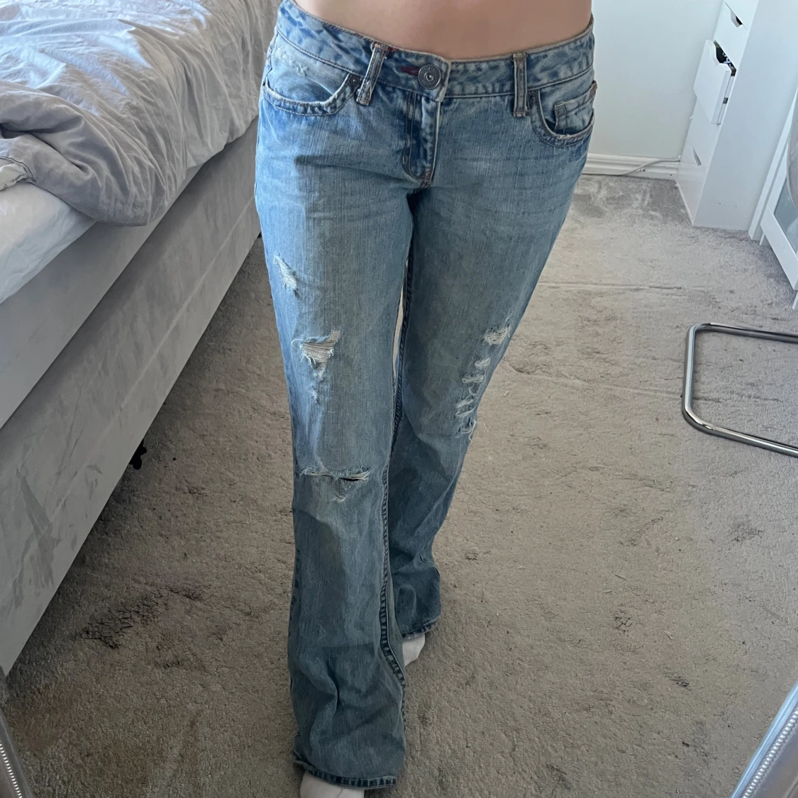 Ljusblå lågmidjade jeans - 2