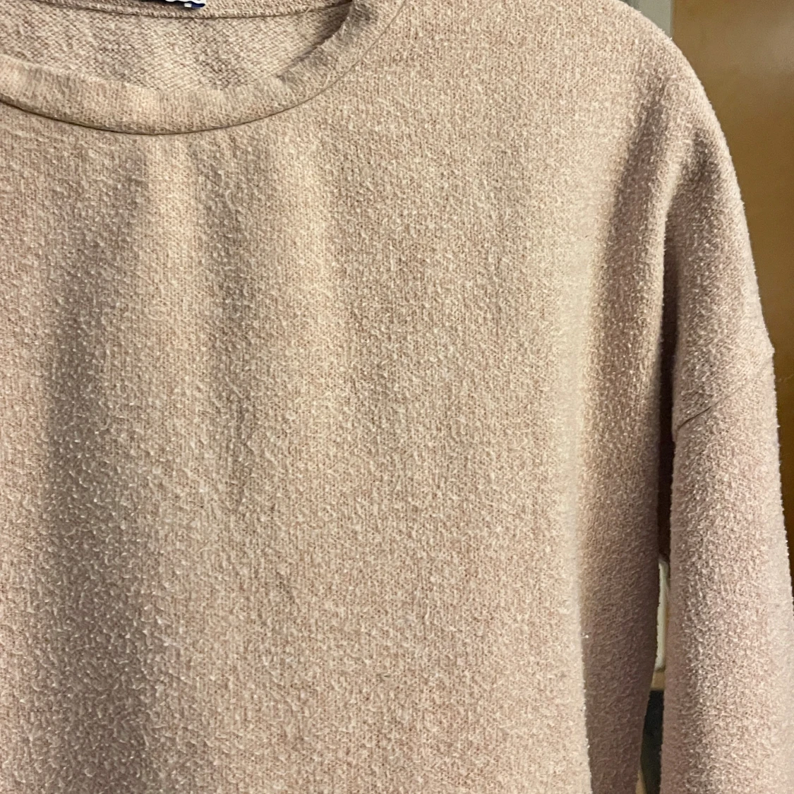 Rosa mysig långärmad tröja - 1