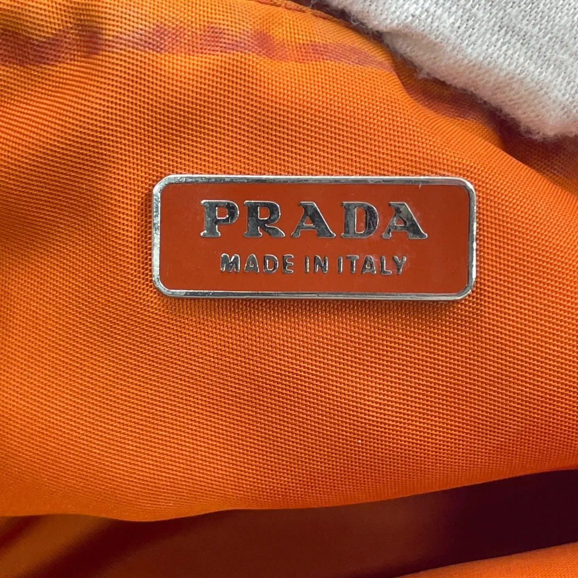 Orange axelväska från Prada - 1