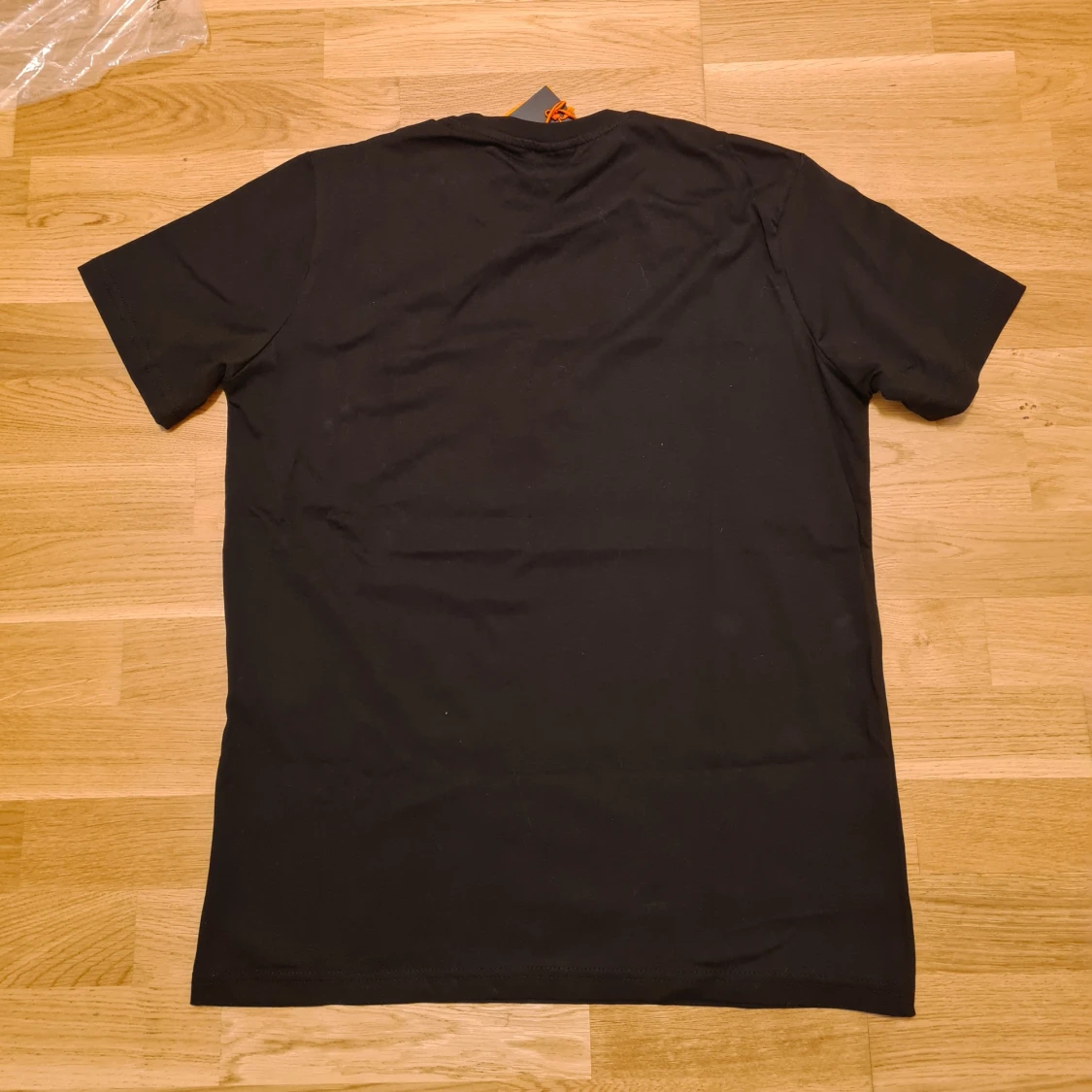 Svart t-shirt från BOSS  - 1