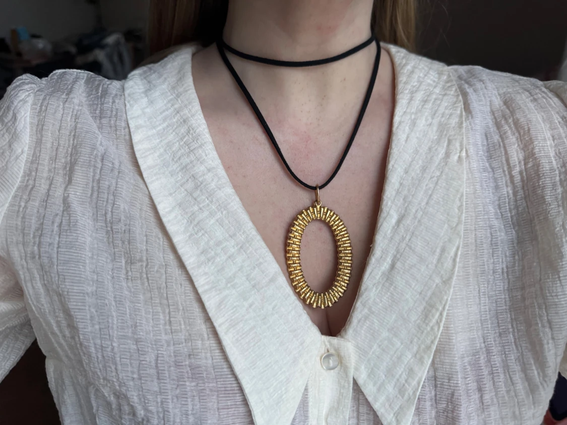 Handgjort repurposed halsband - 1