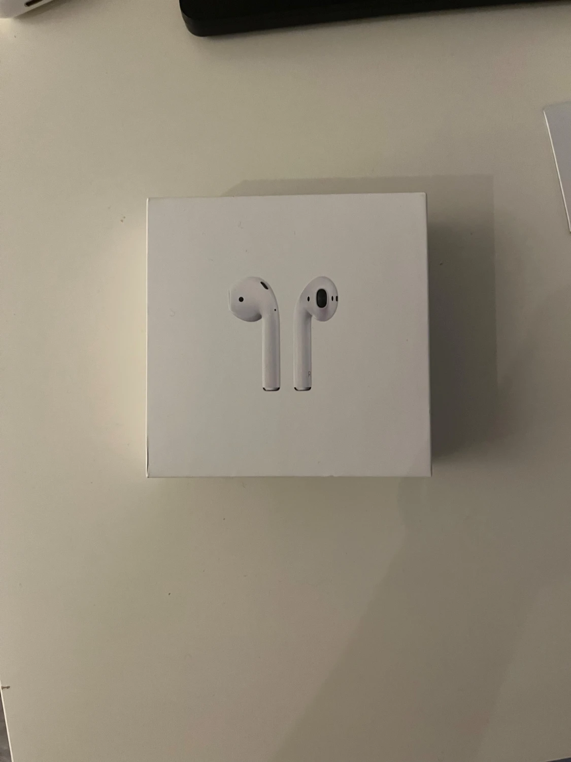 Apple AirPods